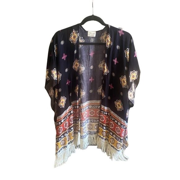 Melrose & Market Short Sleeve Bohemian Open Cardigan. One Size. - Picture 2 of 5